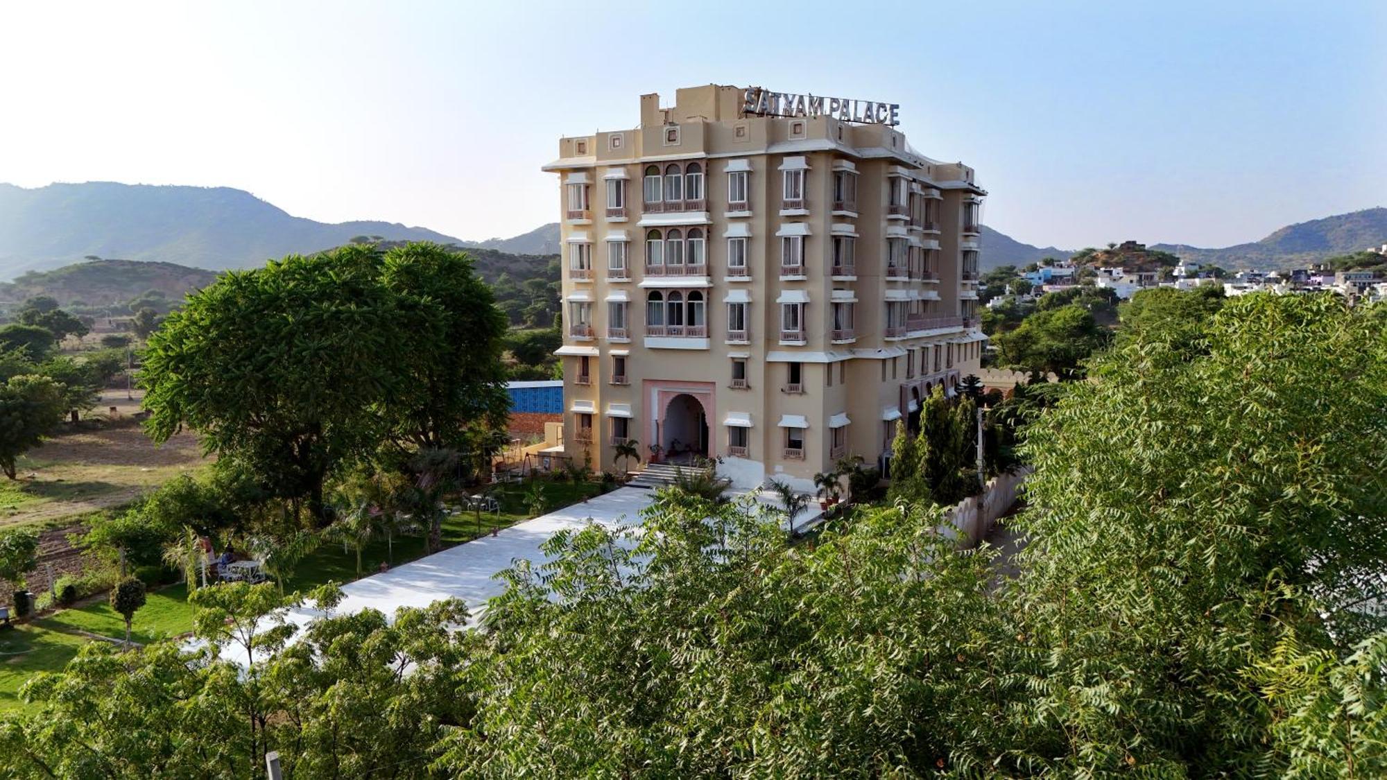 Satyam Palace Resort Pushkar Zewnętrze zdjęcie